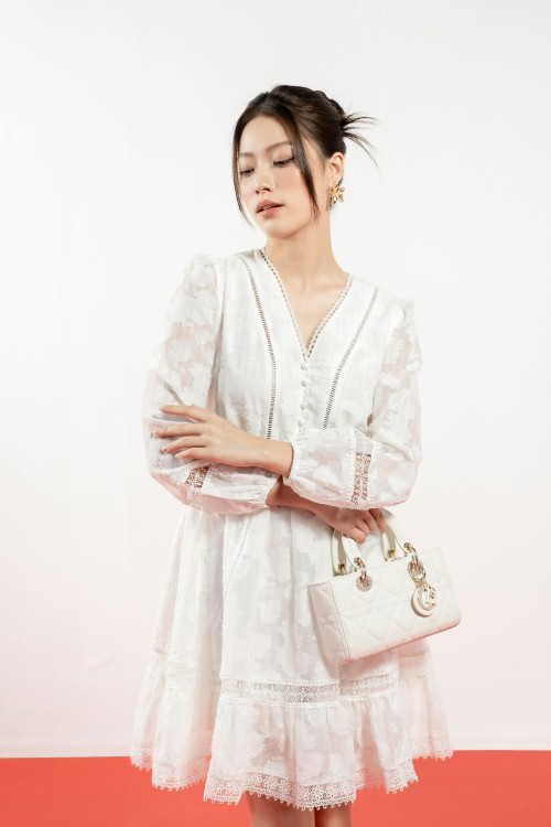 Sixdo White Floral Organza Mini Dress
